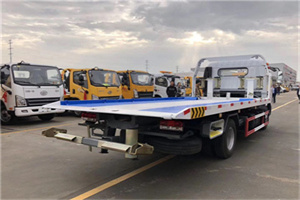 雁塔区汽车救援补胎